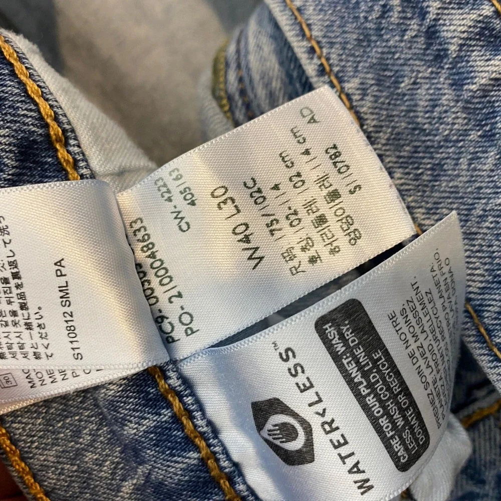 Levis 505 Regular Fit Jeans Mens 40x30 Medium Wash Blue Straight Leg 00505-2100